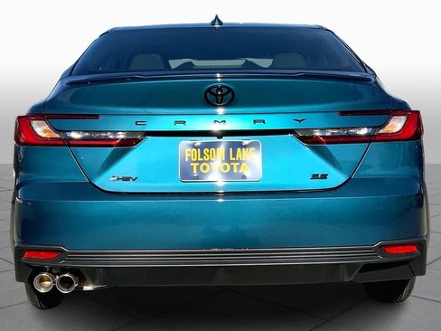 New 2026 Toyota Camry SE image 4