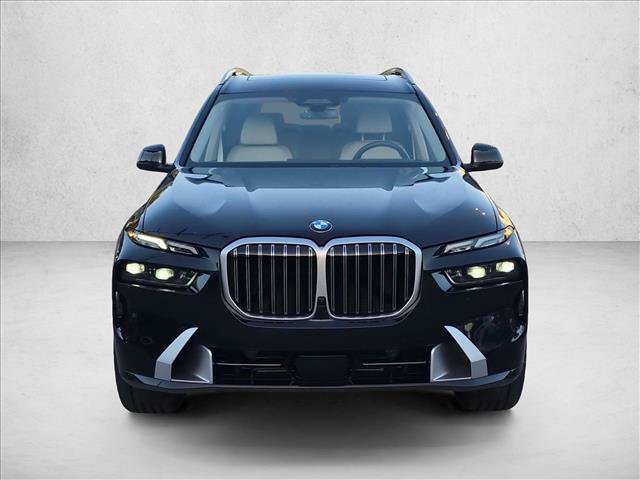 Used 2025 BMW X7 xDrive40i w/ Executive Package AWD/4WD image 2