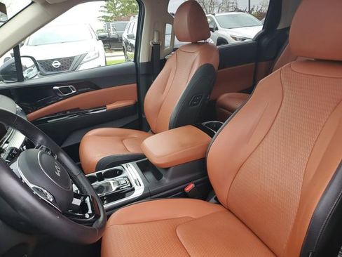 Used 2024 Kia Carnival SX Prestige FWD image 11