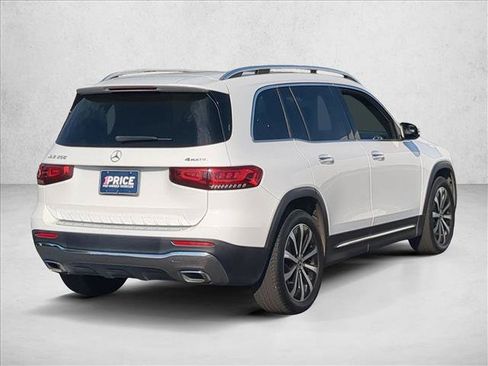 Used 2023 Mercedes-Benz GLB 250 4MATIC image 5