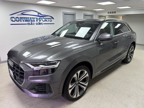 Used 2020 Audi Q8 Premium Plus AWD/4WD image 2