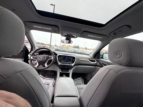 Used 2021 GMC Acadia SLE w/ Driver Convenience Package image 26