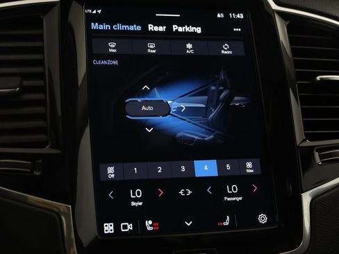 Used 2024 Volvo XC90 B5 Plus image 33