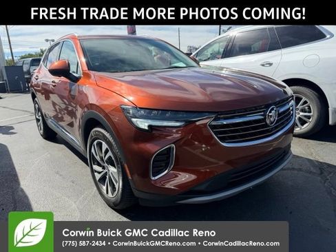 Used 2022 Buick Envision Essence w/ Technology Package I AWD/4WD image 2