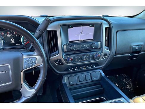 Used 2018 GMC Sierra 1500 Denali image 10