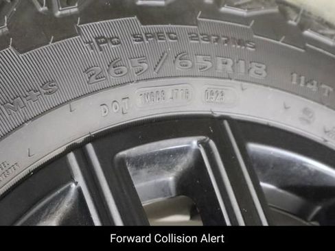 Used 2023 Chevrolet Colorado Trail Boss w/ Technology Package image 31