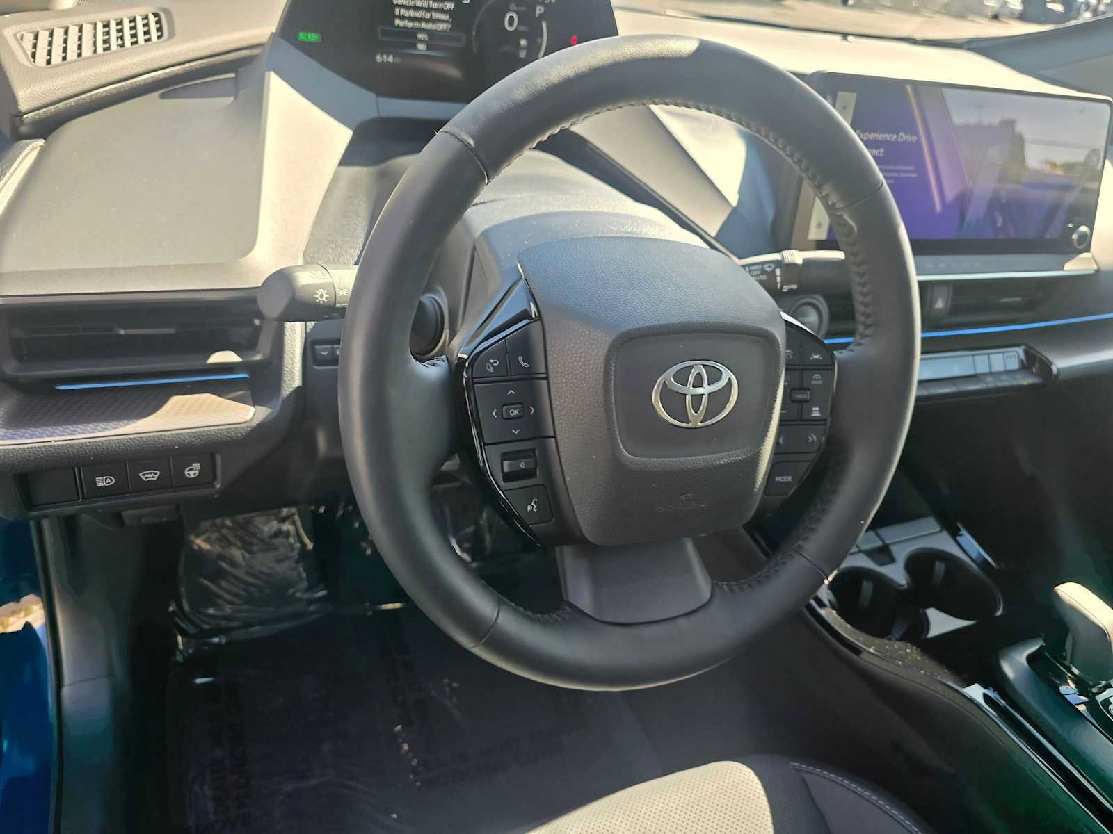 Used 2026 Toyota Prius XLE AWD/4WD image 24