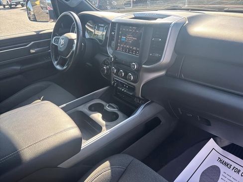 Used 2019 RAM 1500 Big Horn AWD/4WD image 12