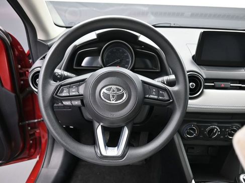 Certified 2019 Toyota Yaris LE image 14
