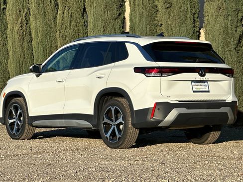New 2026 Volkswagen Tiguan SE FWD image 6