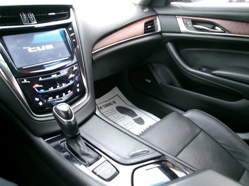 Used 2018 Cadillac CTS Luxury image 20