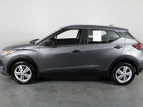 Certified 2025 Nissan Kicks Play S FWD image 12