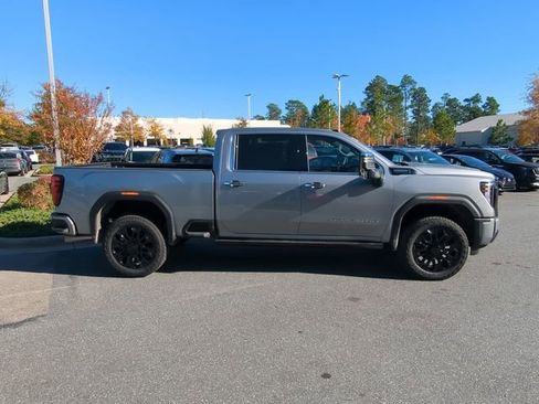 New 2026 GMC Sierra 2500 Denali Ultimate image 4