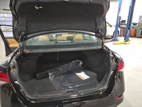 New 2025 Nissan Sentra SV w/ SV Premium Package image 24