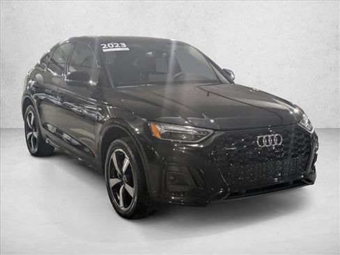 Used 2023 Audi Q5 2.0T Premium Plus w/ Premium Plus Package image 3