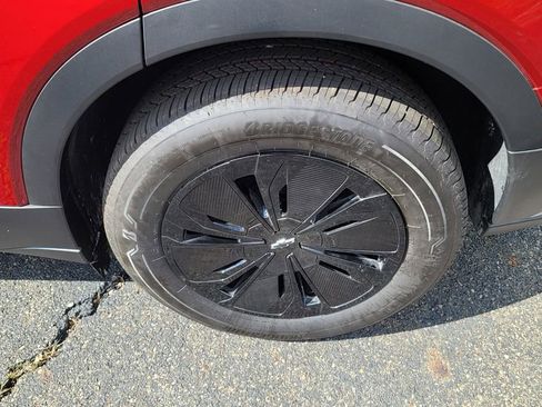 New 2025 Chevrolet Blazer EV LT image 8