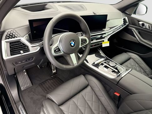 New 2026 BMW X5 xDrive40i w/ M Sport Package AWD/4WD image 9
