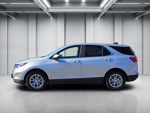 Used 2021 Chevrolet Equinox LT w/ Driver Convenience Package FWD image 7
