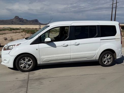 Used 2015 Ford Transit Connect Titanium FWD image 5