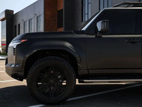 Used 2025 Lexus GX 550 image 9