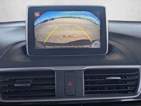 Used 2016 MAZDA MAZDA3 i Sport image 13