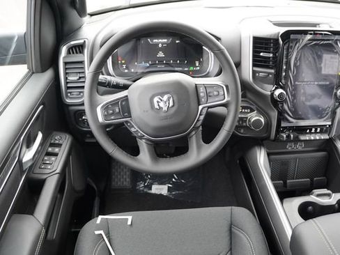 New 2026 RAM 1500 Big Horn AWD/4WD image 12