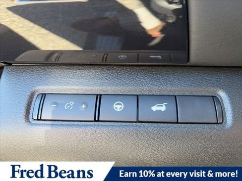 New 2026 Nissan Pathfinder SV AWD/4WD image 19