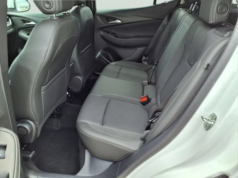 Used 2025 Buick Encore GX Preferred AWD/4WD image 23