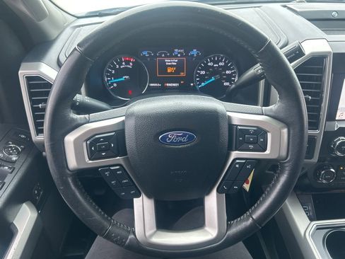 Used 2019 Ford F250 Lariat w/ Chrome Package image 20