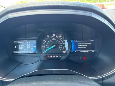 Used 2024 Ford Edge Titanium AWD/4WD image 12