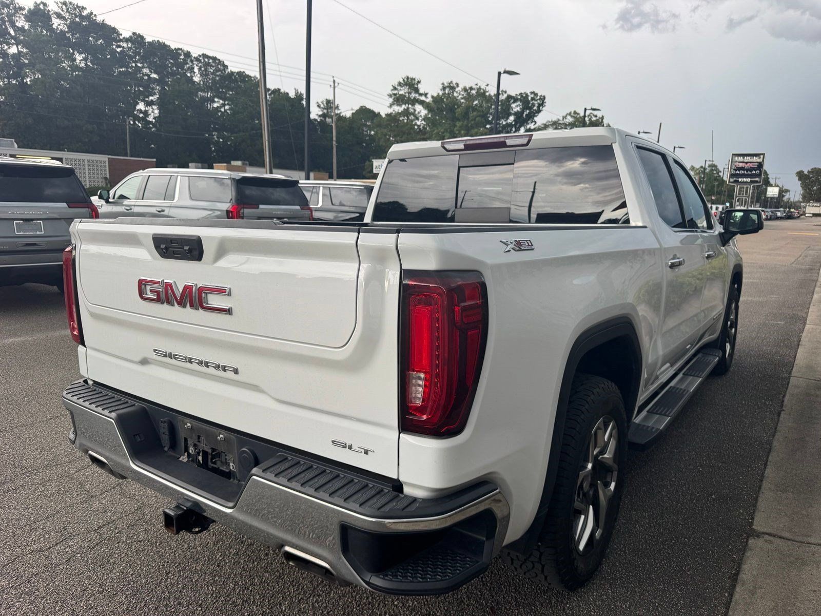 Certified 2023 GMC Sierra 1500 SLT w/ SLT Premium Package AWD/4WD image 7