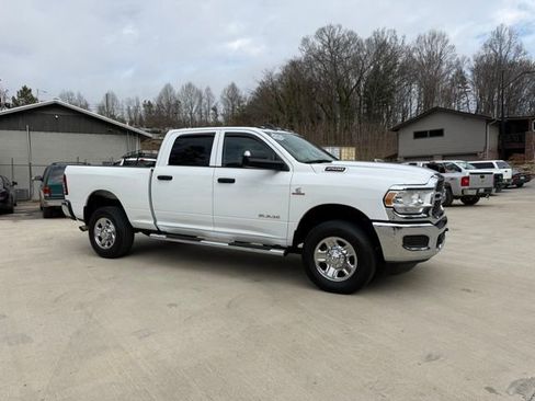 Used 2020 RAM 2500 Tradesman image 2