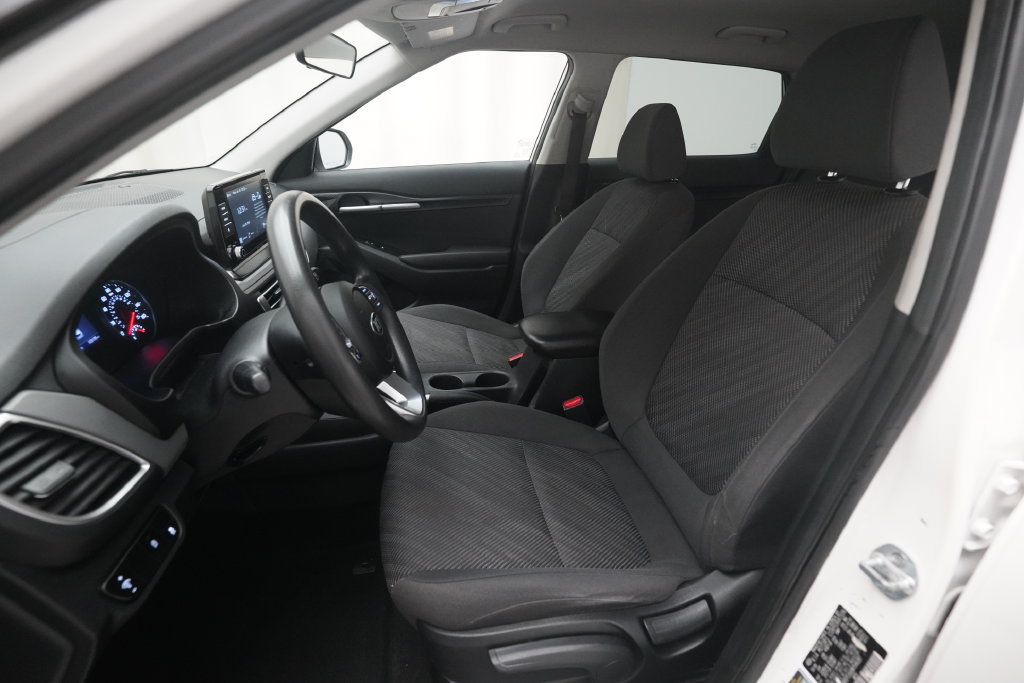 Used 2021 Kia Seltos LX AWD/4WD image 8