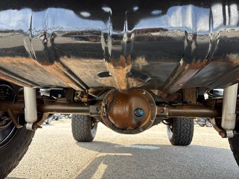 Used 2004 Jeep Wrangler Sport image 27