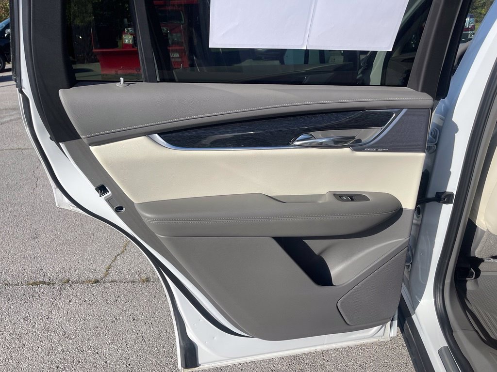 Used 2023 Cadillac XT6 Premium Luxury w/ LPO, Floor Liner Package AWD/4WD image 16