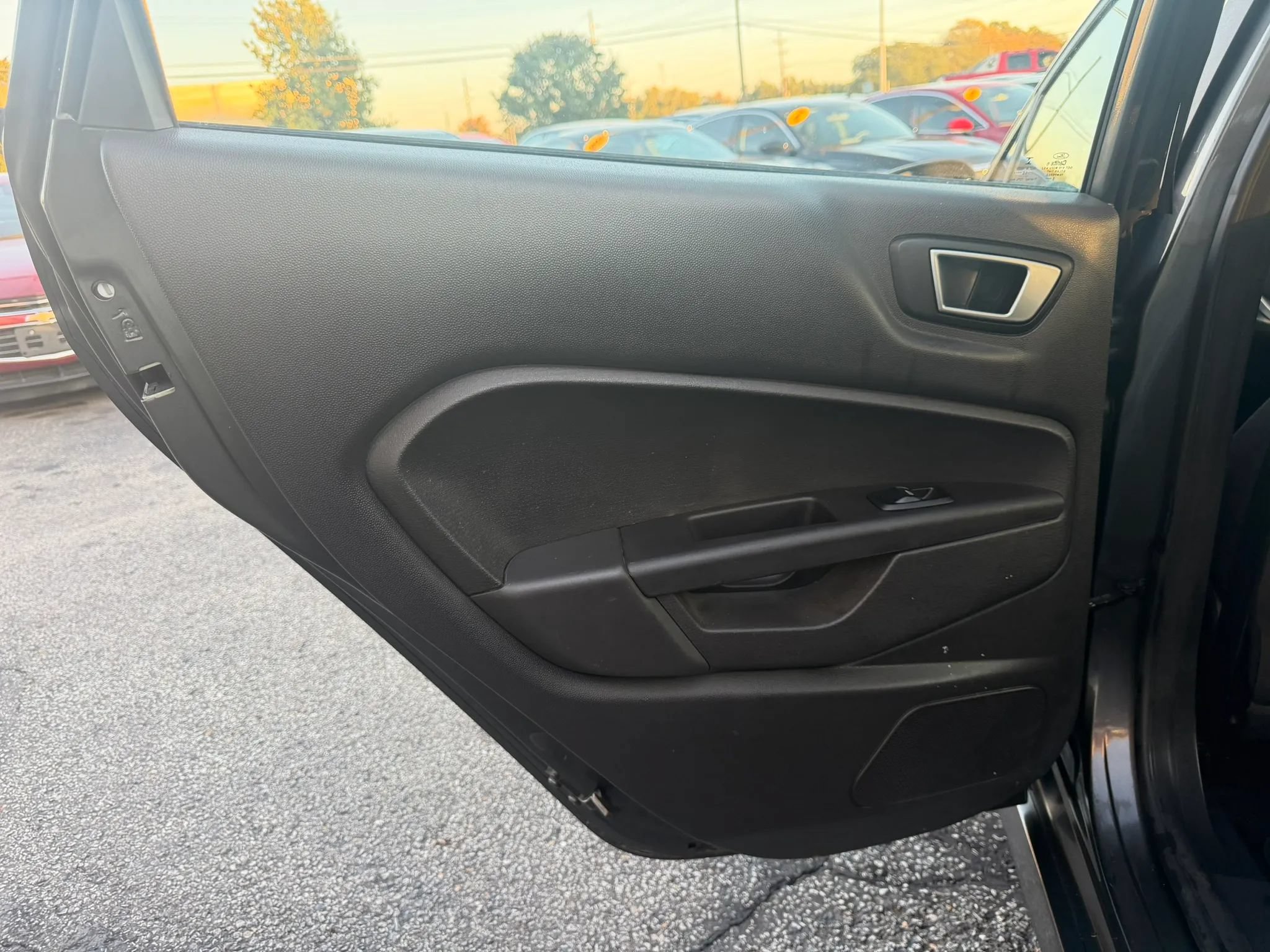 Used 2016 Ford Fiesta ST FWD image 17