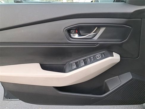 Certified 2024 Honda Accord EX image 21