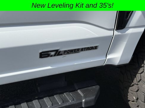 Used 2025 Ford F250 Lariat w/ Black Appearance Package AWD/4WD image 13