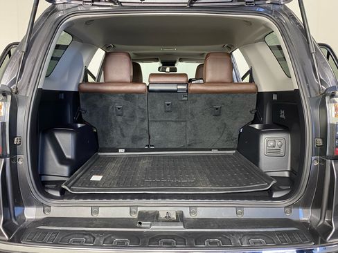 Used 2019 Toyota 4Runner Limited AWD/4WD image 20