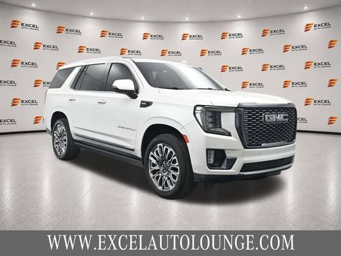 Used 2023 GMC Yukon Denali Ultimate AWD/4WD image 7