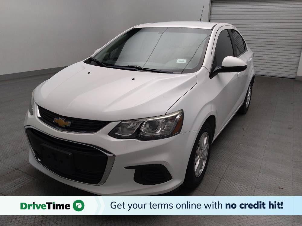 Used 2018 Chevrolet Sonic LT FWD image 1