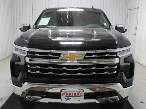 Used 2024 Chevrolet Silverado 1500 LTZ image 2