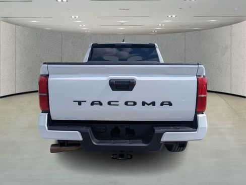Used 2024 Toyota Tacoma SR5 image 4