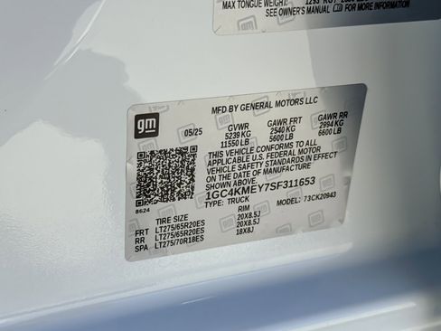 Used 2025 Chevrolet Silverado 2500 Custom w/ Custom Value Package AWD/4WD image 26