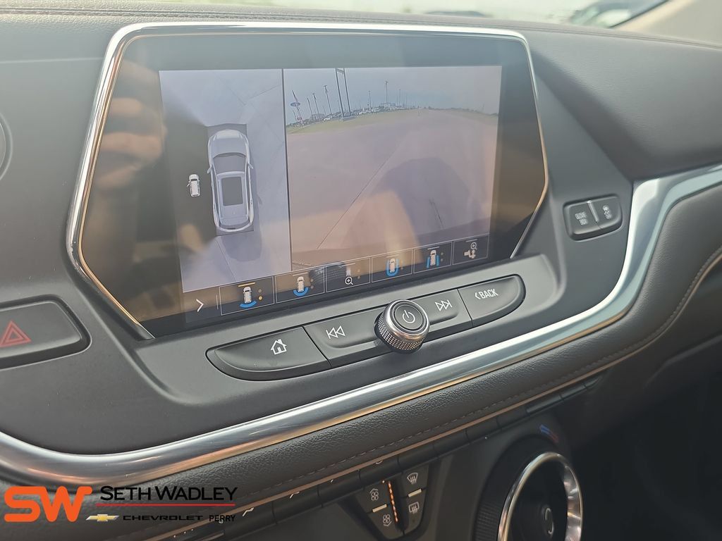 Used 2019 Chevrolet Blazer Premier w/ Driver Confidence II Package AWD/4WD image 23
