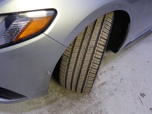 Used 2020 Lincoln Continental Reserve image 11