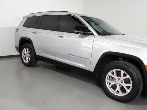 Used 2022 Jeep Grand Cherokee L Limited image 58