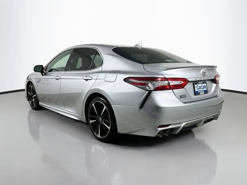 Used 2019 Toyota Camry XSE FWD image 5