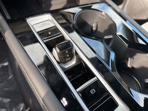 New 2026 Volkswagen Atlas Cross Sport SEL Premium R-Line image 16