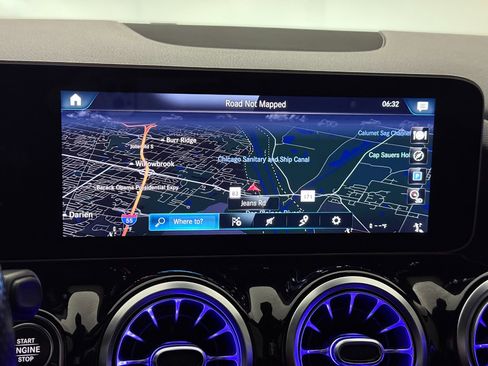 Used 2021 Mercedes-Benz GLA 35 AMG AMG GLA35 image 34